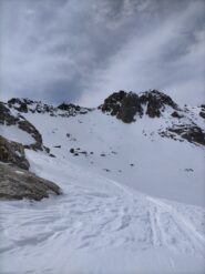 Discesa nella scia della slavina