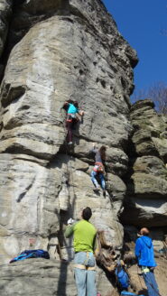 Torre est sotto attacco