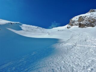 Mattia traccia nel canalun (grazie...) 