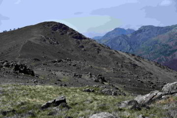 Il monte Tardia Ponente e il monte Rama dal Tardia Levante