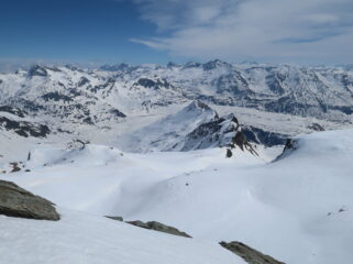 Vista dalla vetta verso Montespluga