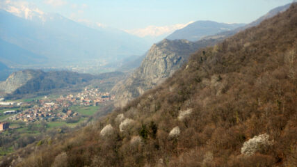 Rocca Bianca dal sentiero alto
