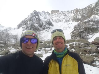 Io e Davide felici prima di mettere le pelli dal Lagarot