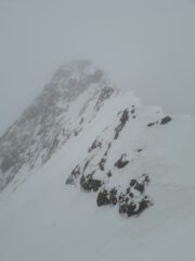 Uno sguardo alla cresta che va dal colletto al Monte Stella