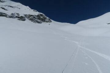 una leggera ma fredda arietta ha coperto la traccia di salita