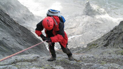 In discesa nel canalone sud.