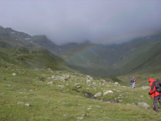 Tempo infame, che non invoglia a partire, l'arcobaleno però ci fa sperare.