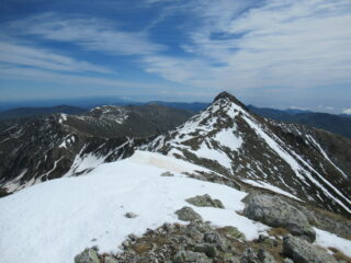 Pizzo d'Ormea (m.2476) dalla Cima delle Roccate (m.2480)