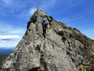 Salendo in cresta verso Cornabecco.