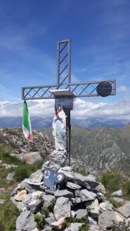 La bella croce di vetta.