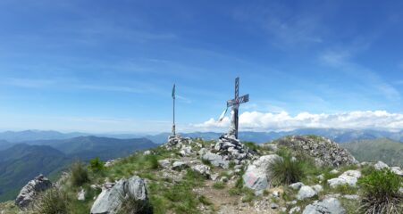 In vetta.