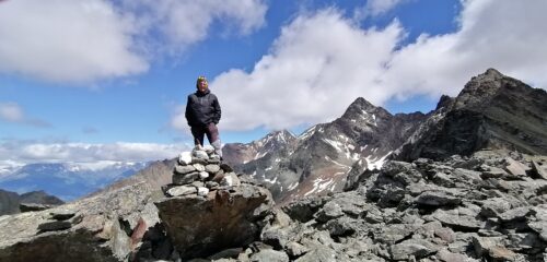 Punta Arpisson con alle spalle Garin e Emilius