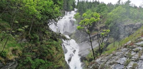 Cascata di Lenteney