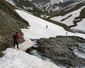 Passaggio giusto verso Pont de la Neige
