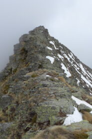 Condizioni cresta rocciosa 