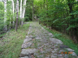 Mulattiera Ru-Lities