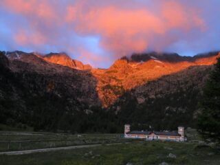Alba al Valasco