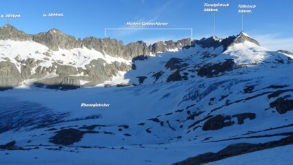 Salendo verso il Galengletscher, con panorama alle nostre spalle.