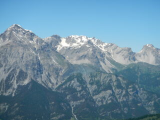 dalla cima: panorama dal Monte Chaberton alla Punta Clotesse 