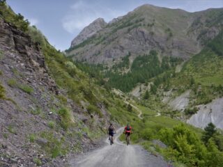 Sopra St. Ours con il Pirulire sullo sfondo