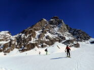 cartolina immancabile qui