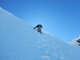 in uscita dalla cornice