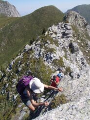 un tratto attrezzato con scala 