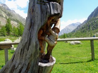 Sculture lignee al Rifugio
