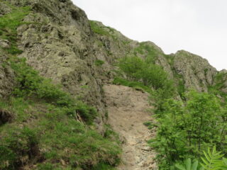 la prima parte della cengia con attrezzature