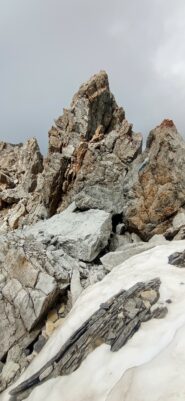 Tracce blu sulla cresta