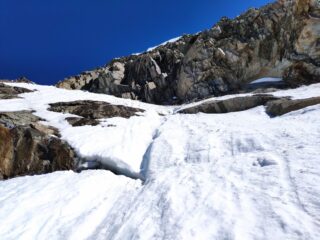 Primi 100 metri di discesa sul versante italiano