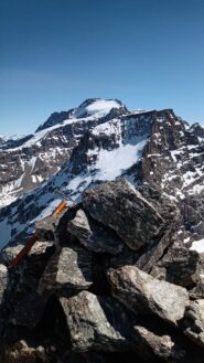 Dalla cima vista sul Gran Paradiso e sul Ciarforon