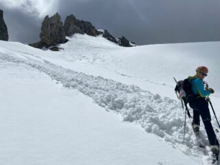 Il col de Montagnaya prima dell'ultimo ripido pendio