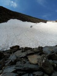 Il nevaio sotto il colle