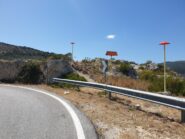 Inizio sentiero per settore alto, dal tornante