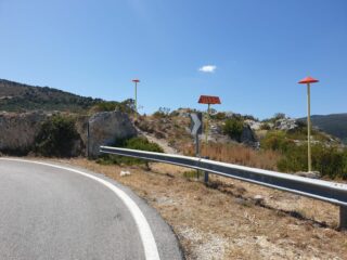 Inizio sentiero per settore alto, dal tornante