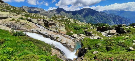 Le spumeggianti acque del torrente