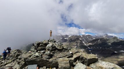 la cima con il sacro cuore