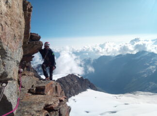 Matteo su un passaggio esposto 