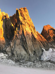La frana che si è portata via tutta la parte bassa della via Lepiney...
