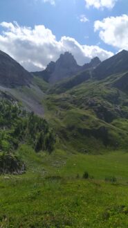 Uno sguardo alla meta di oggi sul sentiero di rientro