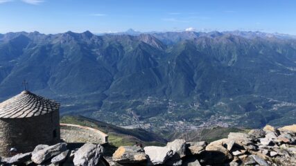 Dal Ca' d'Asti verso il Viso.