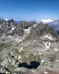 Lago Sapelaccio e catena del Pizzo del Teo
