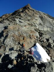 La cresta della Fontanella della sella d'attacco