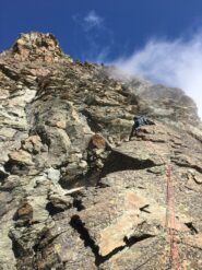 Si arrampica alla volta del picco Montaldo