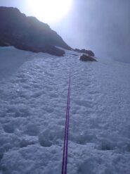 30m di doppia per tornare alla terminale che è ancora ben chiusa.