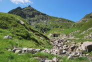 Quasi al Lago Mucrone e alla Fonte dei Bersaglieri, e il cielo è sempre più blu ….