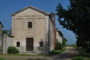L’Oratorio della Madonna della Pizzotta, poco dopo la partenza