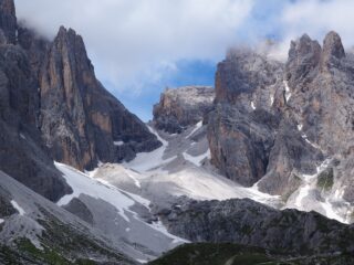 Il Passo della Sentinella visto dal Rifugio Berti.