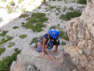 Fine primo tiro. E già si capisce che la roccia è davvero top.